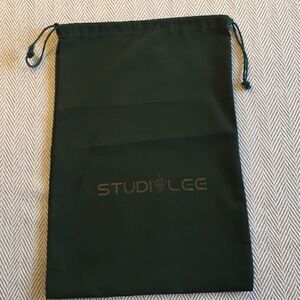 STUDIO LEE Dust Bag. 10” wide x 15 1/4” ta…